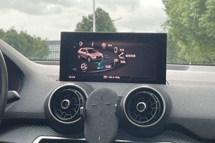Used Audi Q2L e-tron 2019 Q2L e-tron Pure Electric Smart Enjoyment Model Interior 4