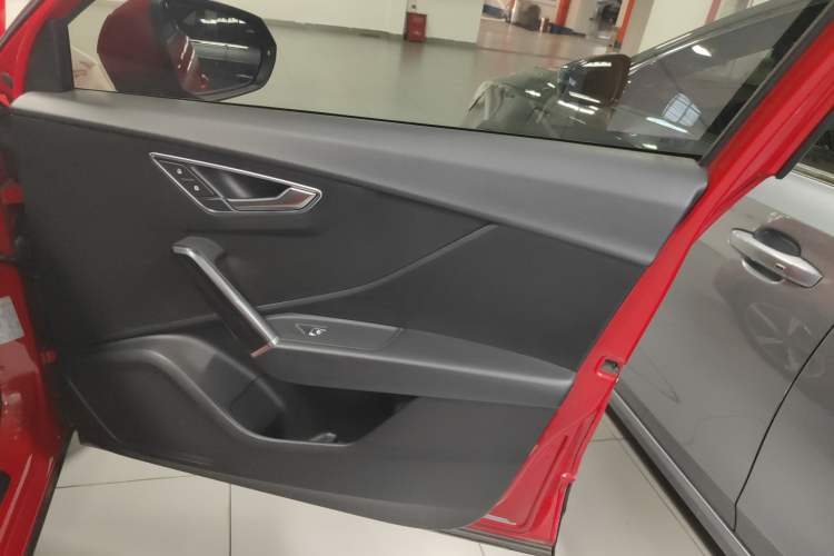 Used Audi Q2L e-tron 2019 Q2L e-tron Pure Electric Smart Enjoyment Model Right Front Door Interior