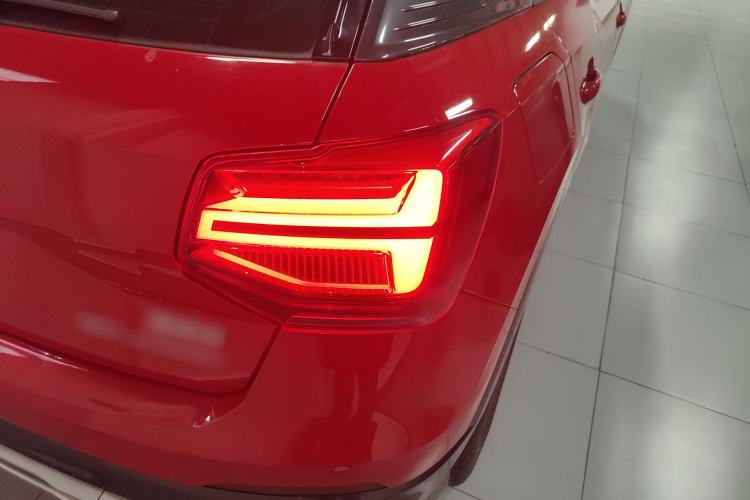 Used Audi Q2L e-tron 2019 Q2L e-tron Pure Electric Smart Enjoyment Model Right Rear Taillight