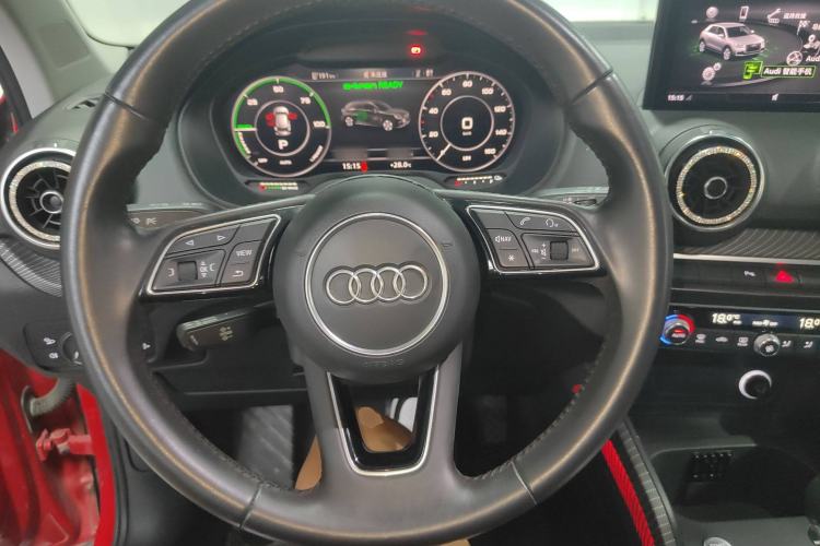 Used Audi Q2L e-tron 2019 Q2L e-tron Pure Electric Smart Enjoyment Model Steering Wheel