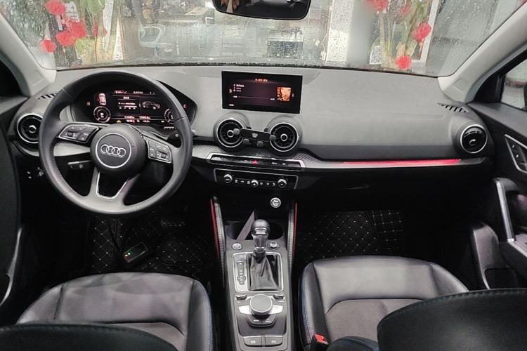 Used Audi Q2L e-tron 2019 Q2L e-tron Pure Electric Smart Style Center Console