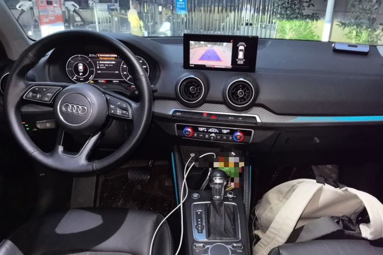 Used Audi Q2L e-tron 2019 Q2L e-tron Pure Electric Smart Enjoyment Model Center Console