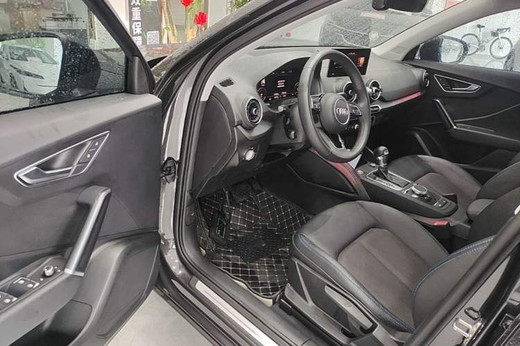 Used Audi Q2L e-tron 2019 Q2L e-tron Pure Electric Smart Style Driver Seat