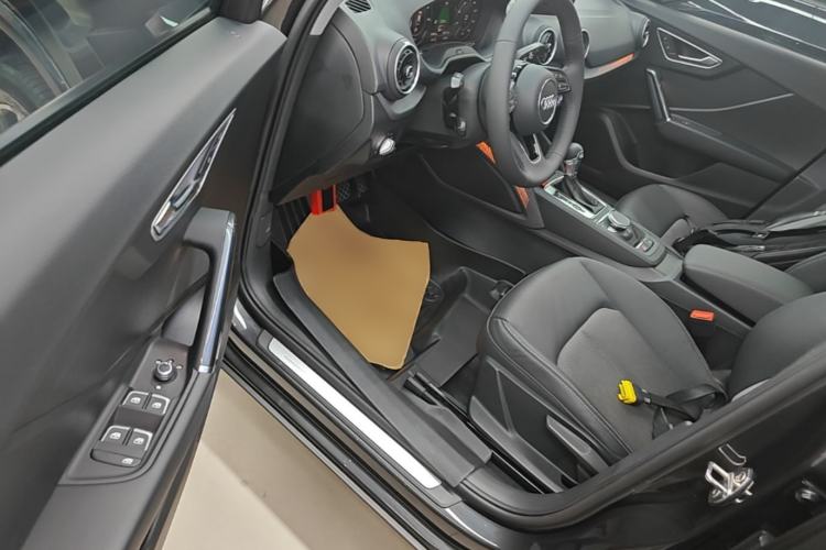 Used Audi Q2L e-tron 2019 Q2L e-tron Pure Electric Smart Enjoyment Model Driver Seat