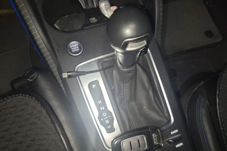 Used Audi Q2L e-tron 2019 Q2L e-tron Pure Electric Smart Enjoyment Model Gear Lever