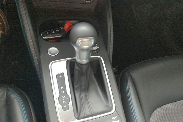 Used Audi Q2L e-tron 2019 Q2L e-tron Pure Electric Smart Enjoyment Model Gear Lever