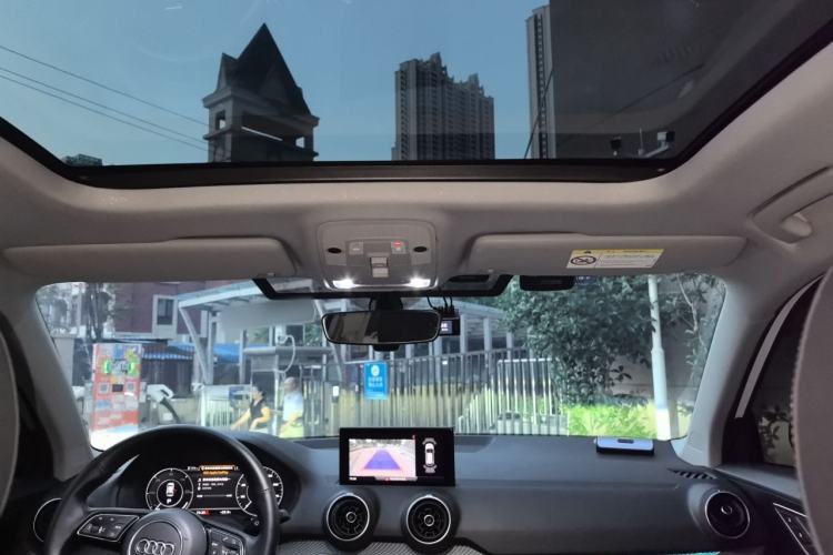 Used Audi Q2L e-tron 2019 Q2L e-tron Pure Electric Smart Enjoyment Model Headliner