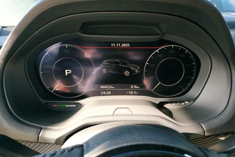 Used Audi Q2L e-tron 2019 Q2L e-tron Pure Electric Smart Enjoyment Model Instrument Cluster