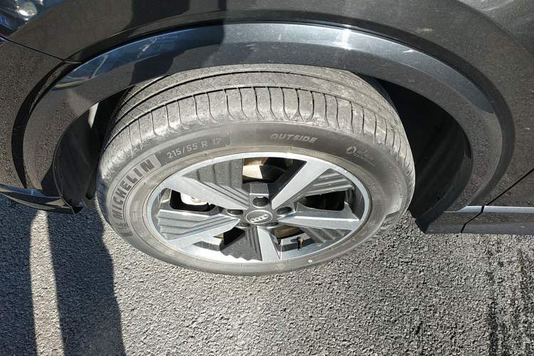 Used Audi Q2L e-tron 2019 Q2L e-tron Pure Electric Smart Enjoyment Model Left Front Wheel Hub