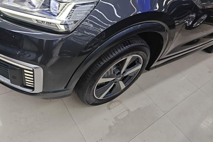 Used Audi Q2L e-tron 2019 Q2L e-tron Pure Electric Smart Enjoyment Model Left Front Wheel Hub