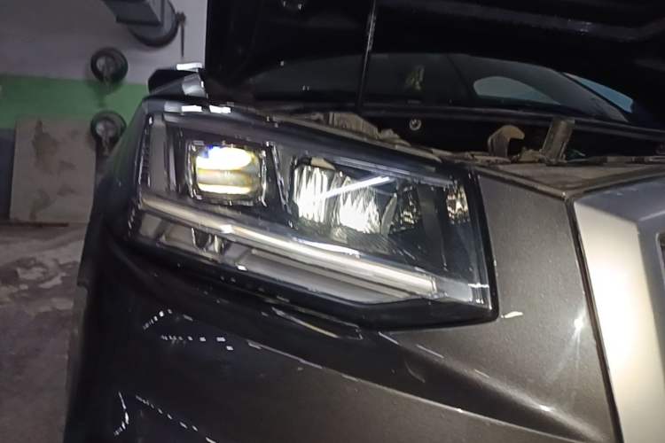 Used Audi Q2L e-tron 2019 Q2L e-tron Pure Electric Smart Enjoyment Model Right Front Headlight