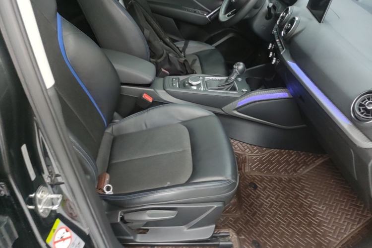 Used Audi Q2L e-tron 2019 Q2L e-tron Pure Electric Smart Enjoyment Model Right Front Seat