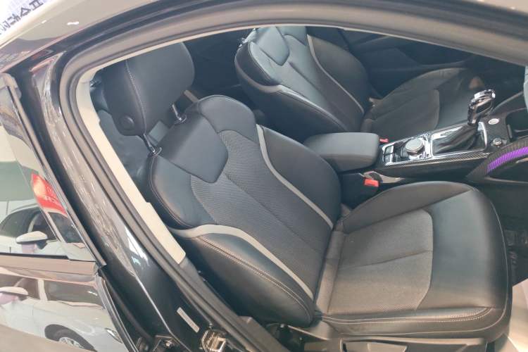 Used Audi Q2L e-tron 2019 Q2L e-tron Pure Electric Smart Style Right Front Seat