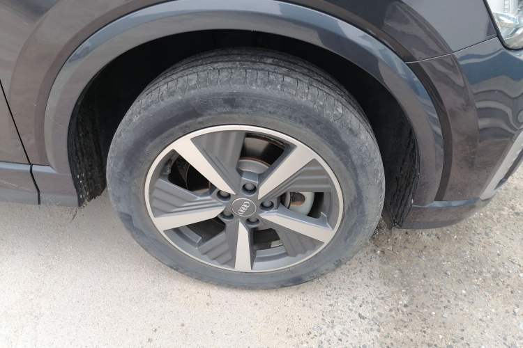 Used Audi Q2L e-tron 2019 Q2L e-tron Pure Electric Smart Enjoyment Model Right Front Wheel Hub