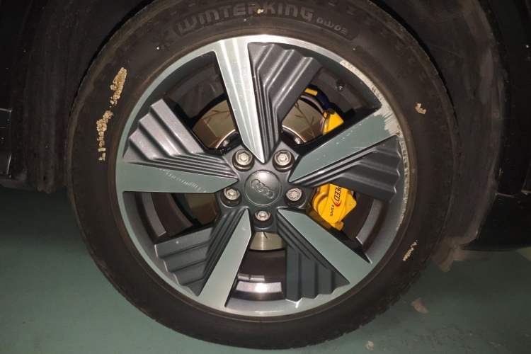 Used Audi Q2L e-tron 2019 Q2L e-tron Pure Electric Smart Style Right Front Wheel Hub