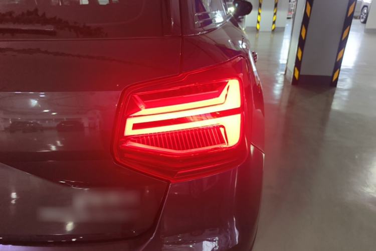 Used Audi Q2L e-tron 2019 Q2L e-tron Pure Electric Smart Enjoyment Model Right Rear Taillight