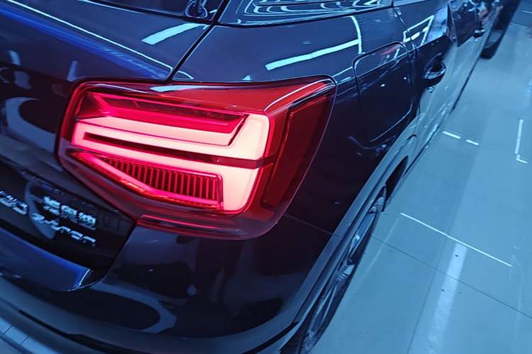 Used Audi Q2L e-tron 2019 Q2L e-tron Pure Electric Smart Enjoyment Model Right Rear Taillight