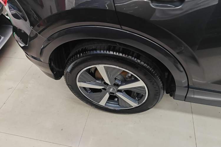 Used Audi Q2L e-tron 2019 Q2L e-tron Pure Electric Smart Enjoyment Model Right Rear Wheel Hub