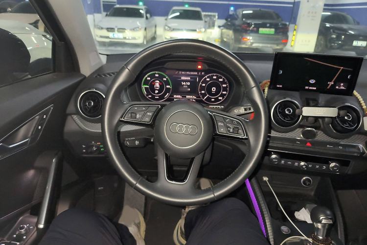 Used Audi Q2L e-tron 2019 Q2L e-tron Pure Electric Smart Style Steering Wheel