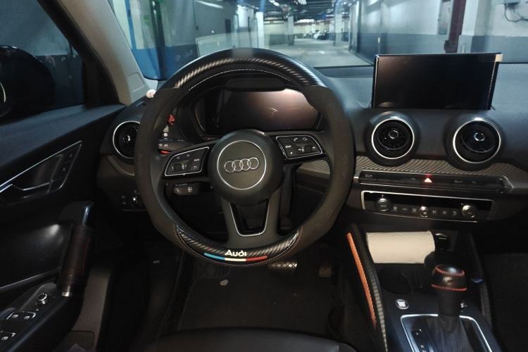 Used Audi Q2L e-tron 2019 Q2L e-tron Pure Electric Smart Enjoyment Model Steering Wheel