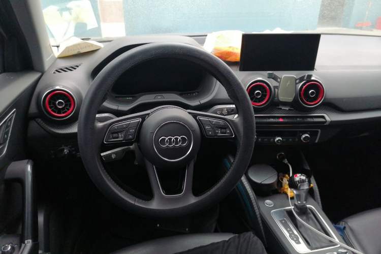 Used Audi Q2L e-tron 2019 Q2L e-tron Pure Electric Smart Enjoyment Model Steering Wheel