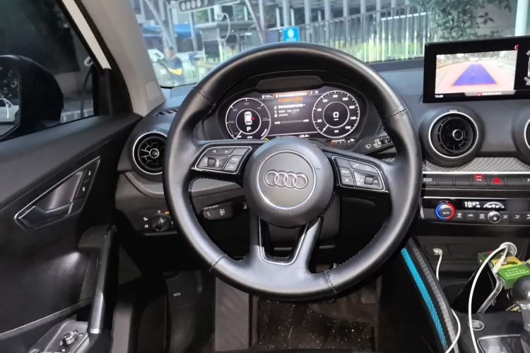 Used Audi Q2L e-tron 2019 Q2L e-tron Pure Electric Smart Enjoyment Model Steering Wheel