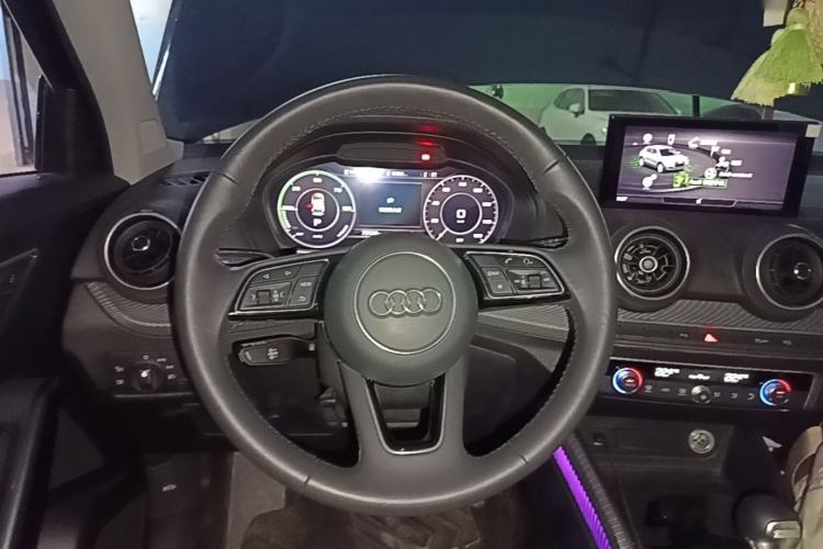 Used Audi Q2L e-tron 2019 Q2L e-tron Pure Electric Smart Enjoyment Model Steering Wheel