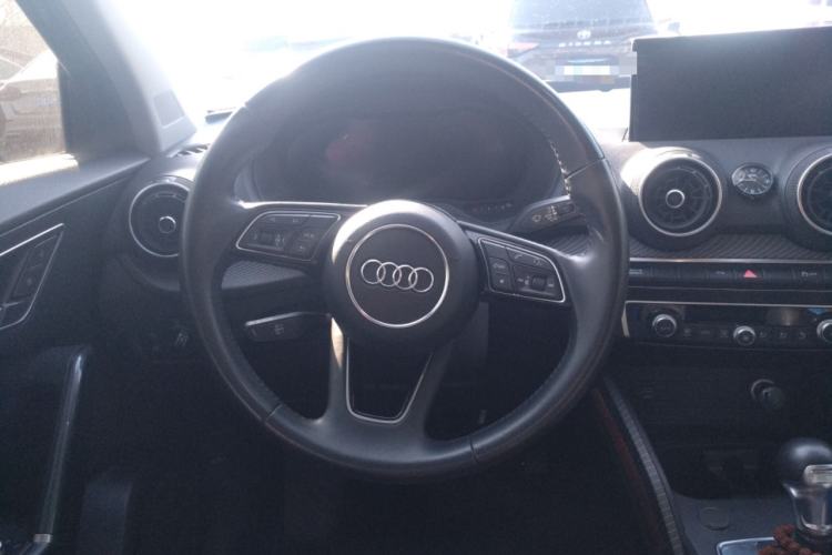 Used Audi Q2L e-tron 2019 Q2L e-tron Pure Electric Smart Enjoyment Model Steering Wheel