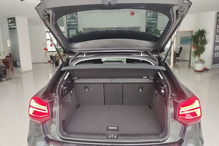 Used Audi Q2L e-tron 2019 Q2L e-tron Pure Electric Smart Style Trunk