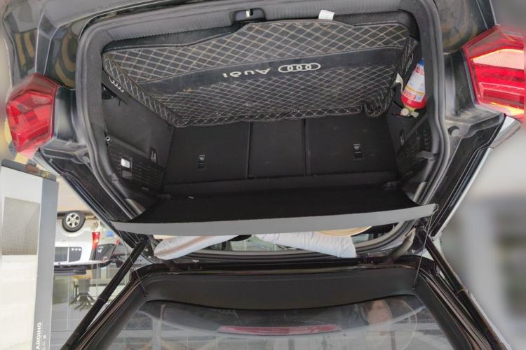 Used Audi Q2L e-tron 2019 Q2L e-tron Pure Electric Smart Enjoyment Model Trunk
