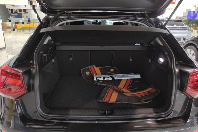 Used Audi Q2L e-tron 2019 Q2L e-tron Pure Electric Smart Enjoyment Model Trunk