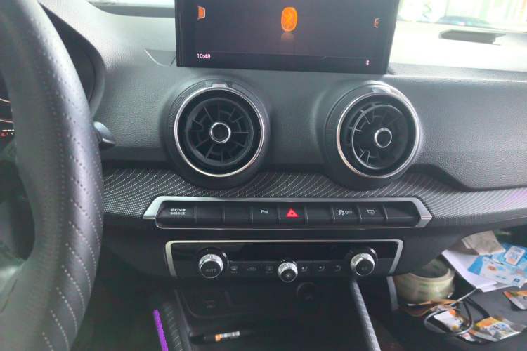 Used Audi Q2L e-tron 2019 Q2L e-tron Pure Electric Smart Enjoyment Model Audio And AC Panel