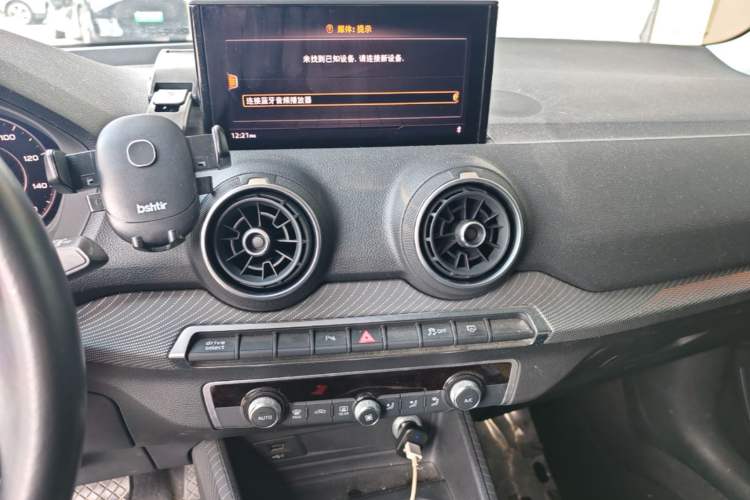 Used Audi Q2L e-tron 2019 Q2L e-tron Pure Electric Smart Style Audio And AC Panel