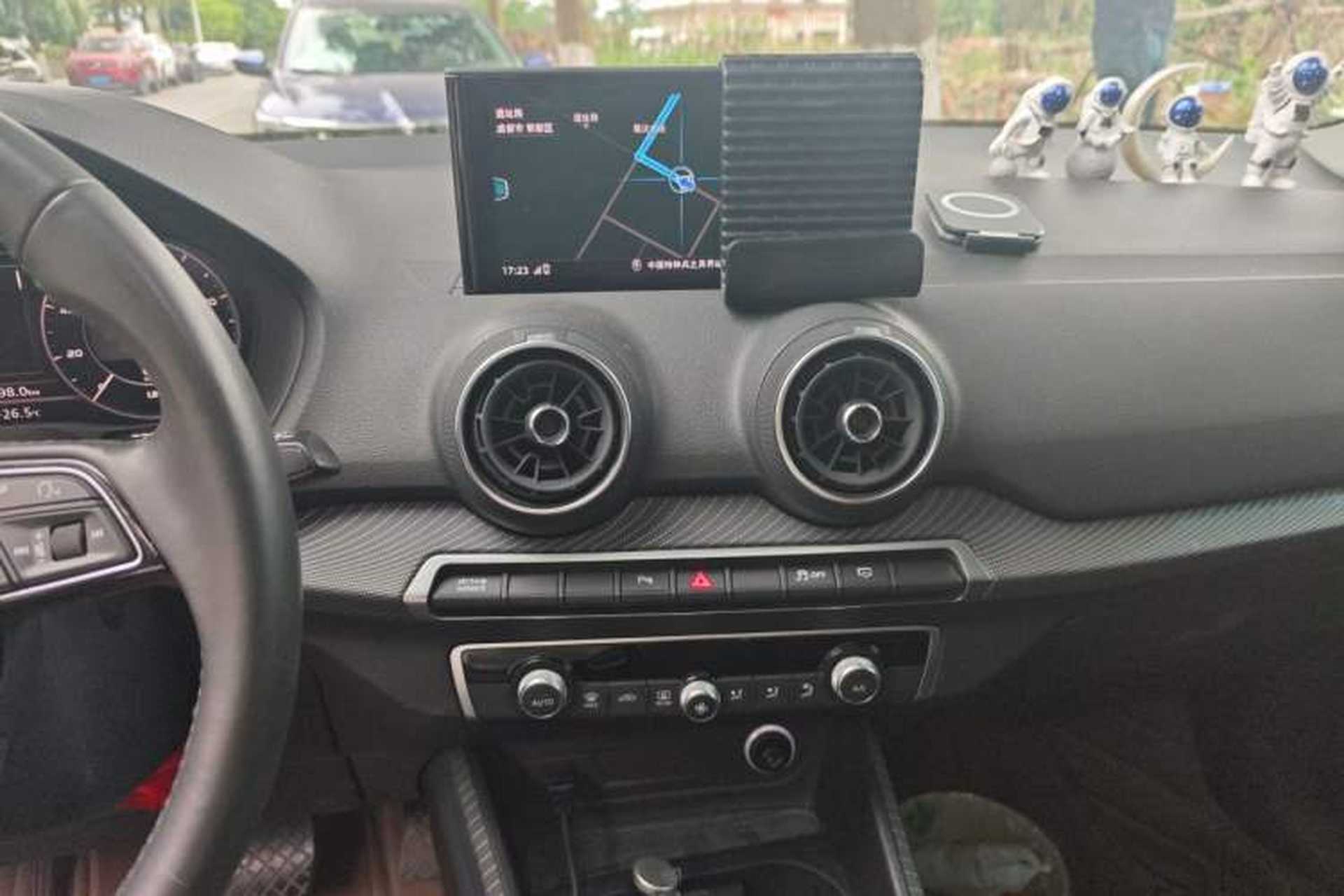 Used Audi Q2L e-tron 2019 Q2L e-tron Pure Electric Smart Style Audio And AC Panel