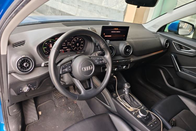 Used Audi Q2L e-tron 2019 Q2L e-tron Pure Electric Smart Style Center Console