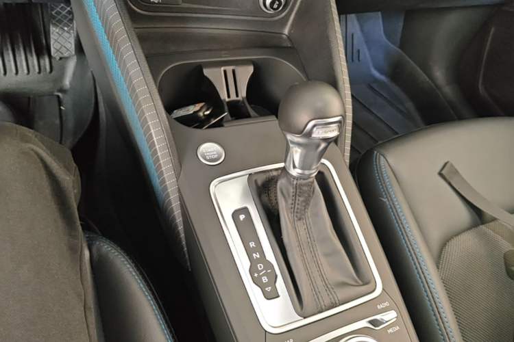 Used Audi Q2L e-tron 2019 Q2L e-tron Pure Electric Smart Style Gear Lever