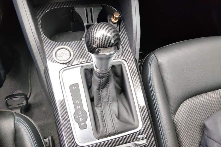 Used Audi Q2L e-tron 2019 Q2L e-tron Pure Electric Smart Style Gear Lever