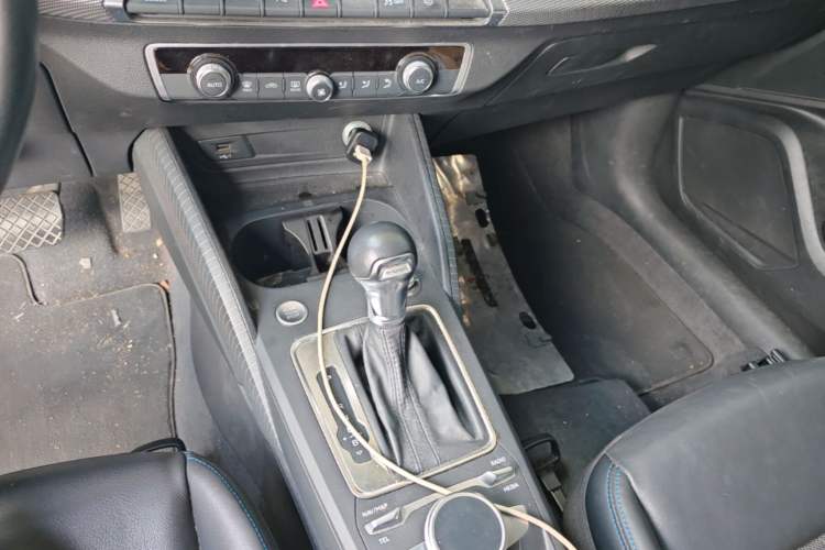 Used Audi Q2L e-tron 2019 Q2L e-tron Pure Electric Smart Style Gear Lever