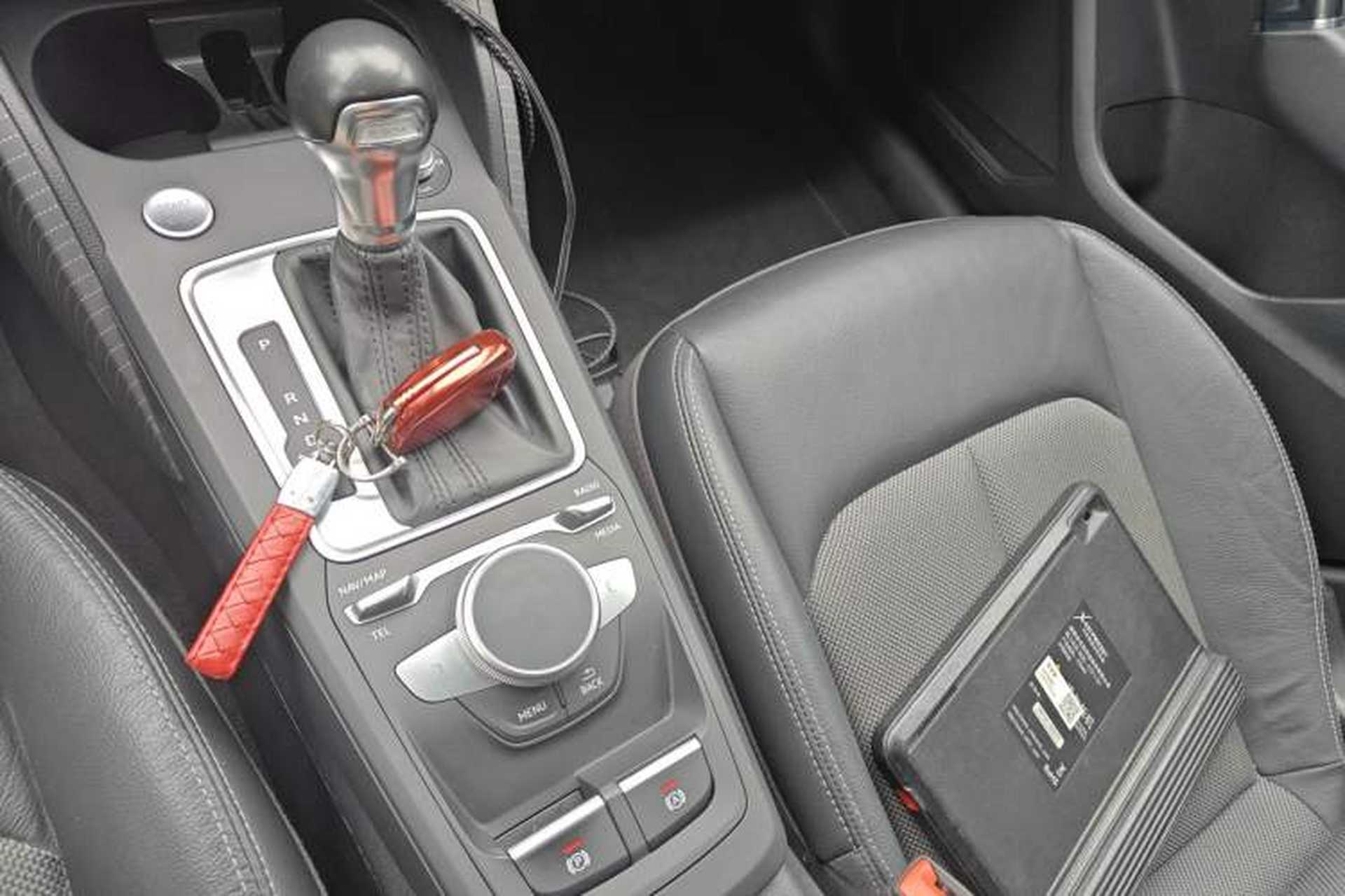 Used Audi Q2L e-tron 2019 Q2L e-tron Pure Electric Smart Enjoyment Model Gear Lever