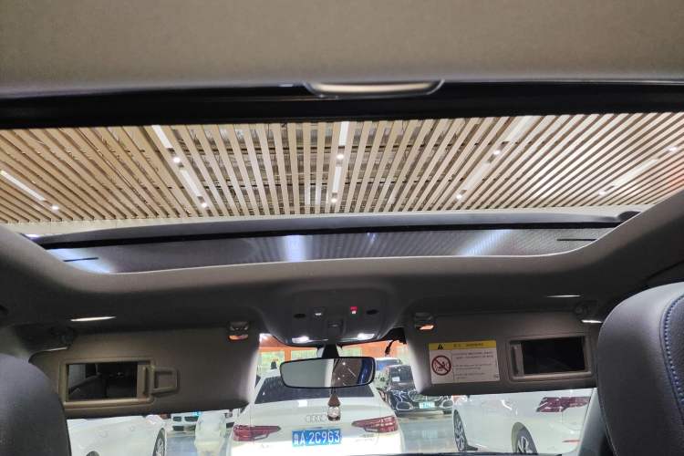 Used Audi Q2L e-tron 2019 Q2L e-tron Pure Electric Smart Enjoyment Model Headliner