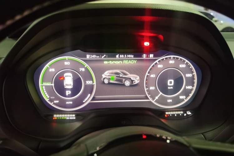 Used Audi Q2L e-tron 2019 Q2L e-tron Pure Electric Smart Style Instrument Cluster