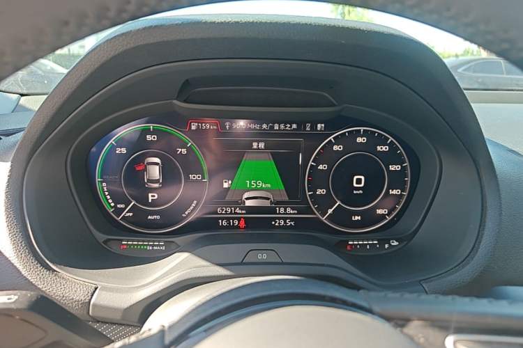 Used Audi Q2L e-tron 2019 Q2L e-tron Pure Electric Smart Enjoyment Model Instrument Cluster