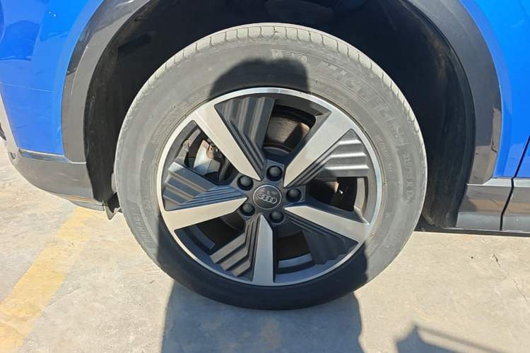 Used Audi Q2L e-tron 2019 Q2L e-tron Pure Electric Smart Enjoyment Model Left Front Wheel Hub