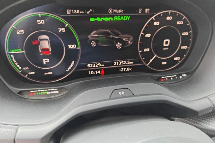 Used Audi Q2L e-tron 2019 Q2L e-tron Pure Electric Smart Enjoyment Model Odometer Close Up