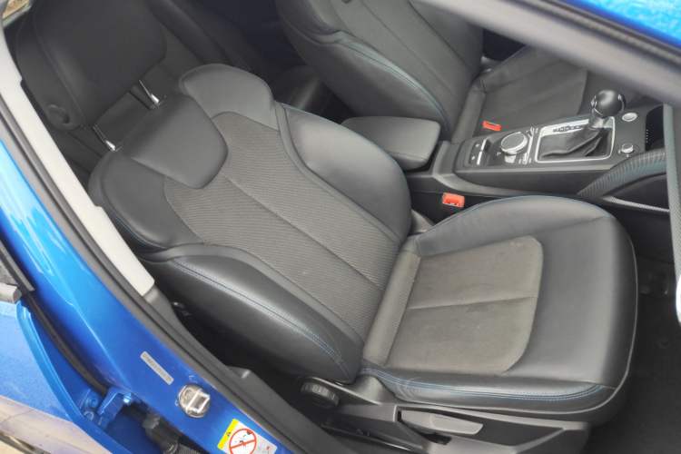 Used Audi Q2L e-tron 2019 Q2L e-tron Pure Electric Smart Enjoyment Model Right Front Seat
