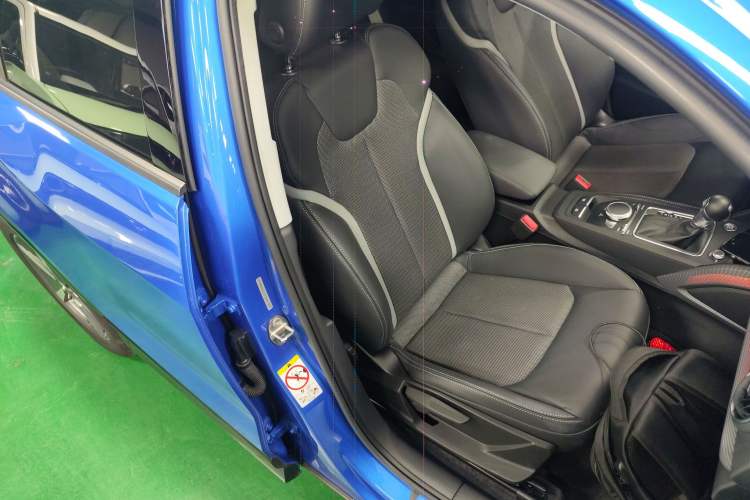 Used Audi Q2L e-tron 2019 Q2L e-tron Pure Electric Smart Enjoyment Model Right Front Seat