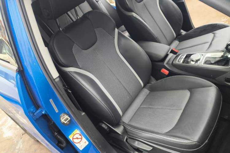 Used Audi Q2L e-tron 2019 Q2L e-tron Pure Electric Smart Enjoyment Model Right Front Seat