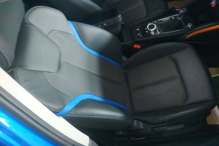 Used Audi Q2L e-tron 2019 Q2L e-tron Pure Electric Smart Enjoyment Model Right Front Seat
