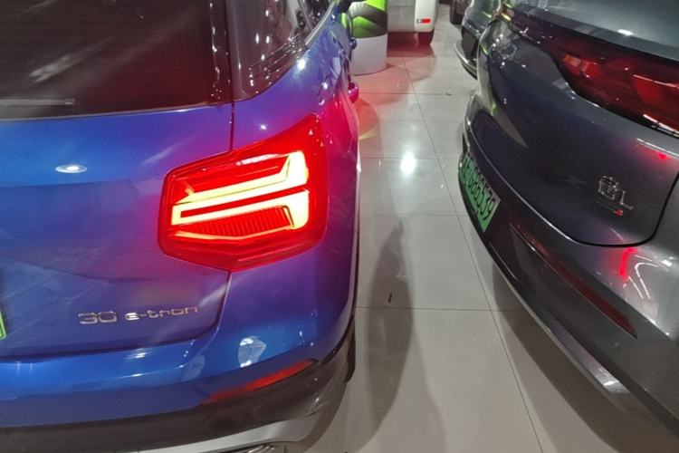 Used Audi Q2L e-tron 2019 Q2L e-tron Pure Electric Smart Enjoyment Model Right Rear Taillight