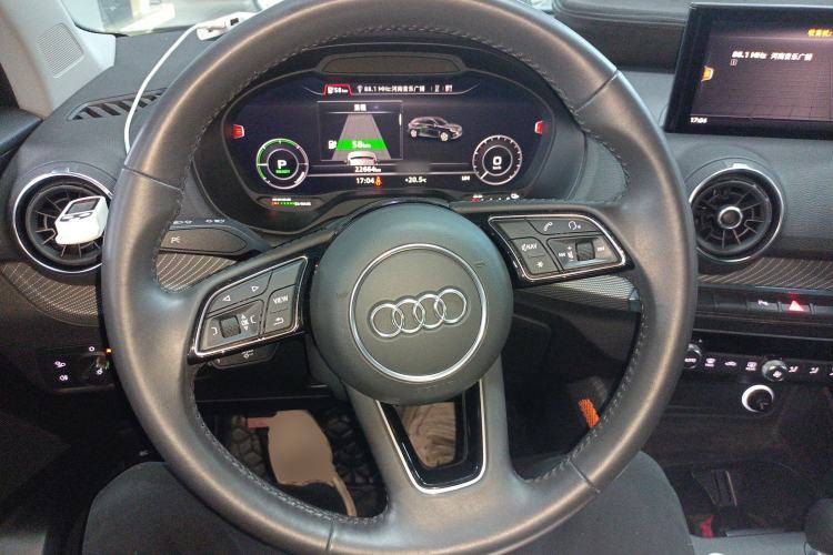 Used Audi Q2L e-tron 2019 Q2L e-tron Pure Electric Smart Style Steering Wheel